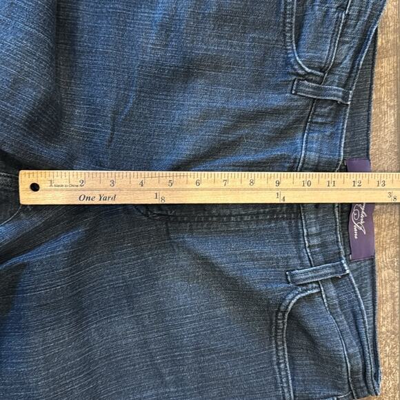 NYDJ Women's High Rise Bootcut Jean Dark Wash Size 14 - Picture 6 of 10